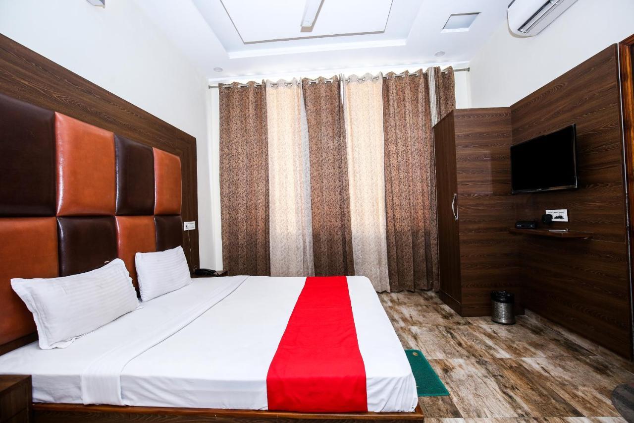 Hotel Woodlark Zirakpur Chandigarh - Brand New Hotel Екстер'єр фото